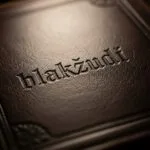 Blakėžudė: Paslaptingoji Šešėlių Karalienė Jūsų Sode ir Namų Vaistinėlėje